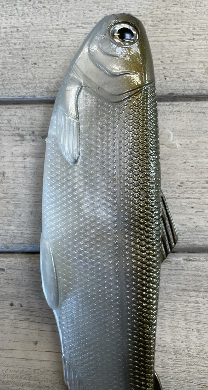 Weedless Swimbait 8” wedge tail Color Hitch Lot Of 1 Bait gallery